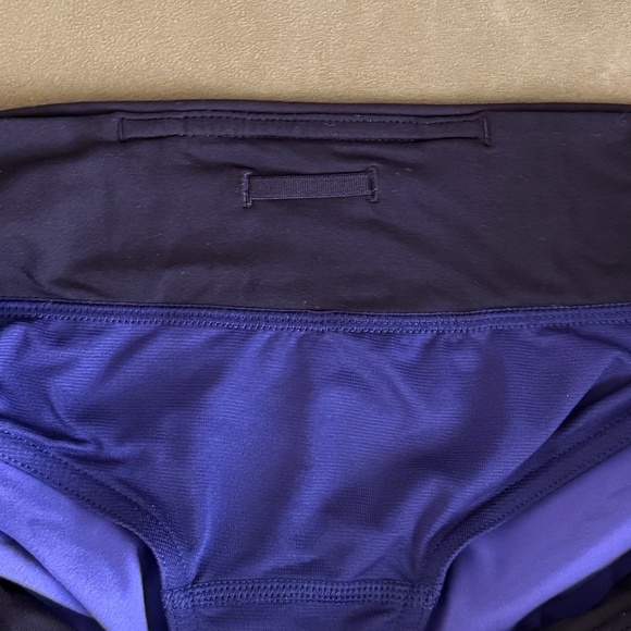 Lululemon Speed Up Short 2.5" Purple Mini Hounds Camo (Size 8) - Picture 7 of 8